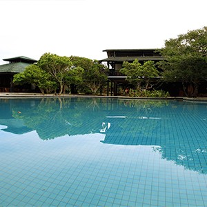 cinnamon wild yala-sri lanka honeymoon packages-pool