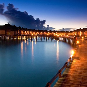 night - The sun Sivam Iru Fushi - Luxury Maldives Honeymoons