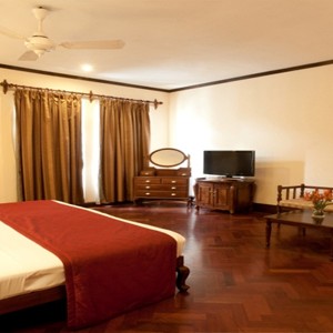 Mount lavinia hotel - sri lanka - honeymoon dreams - colonial room2