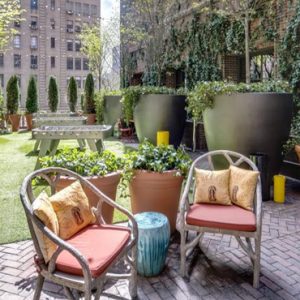 New York Honeymoon Packages The Hudson New York Garden 4