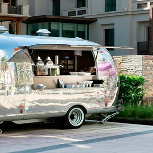 Vida Downtown Dubai - honeymoon dreams - dubai - vida foodtruck