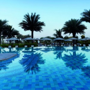 pool - the ritz carlton dubai - luxury dubai honeymoon packages