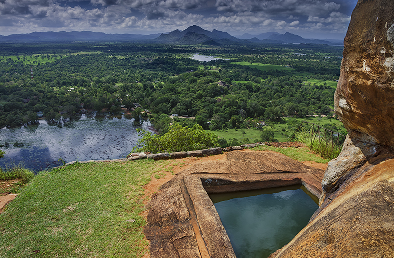 Sigiriya - Amazing places to see in Sri Lanka - Sri Lanka honeymoon ideas