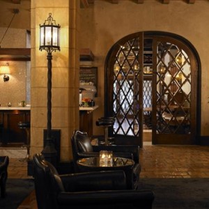 Los Angeles Honeymoon Packages Hollywood Roosevelt Hotel Lounge