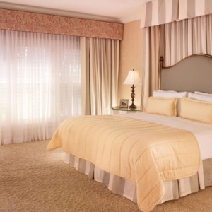 Superior Bungalow Suite - beverly hills hotel - luxury los angeles honeymoon packages