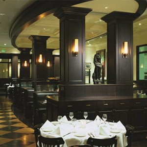 handlery-union-square-hotel-san-francisco-honeymoons-daily-grill-restaurant