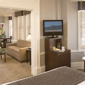 handlery-union-square-hotel-san-francisco-honeymoons-san-fran-suite