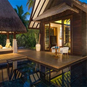 jumeriah-vittaveli-maldives-honeymoon-beach-villa-with-pool-sunset