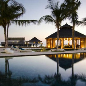 jumeriah-vittaveli-maldives-honeymoon-villas