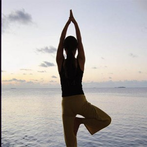 jumeriah-vittaveli-maldives-honeymoon-yoga