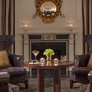 Lounge - InterContinental Barclay Hotel New York - Luxury New York Honeymoon Packages