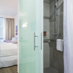 Rooms 2 - Hotel Riu Plaza New York Times Square - Luxury New York Honeymoon Packages