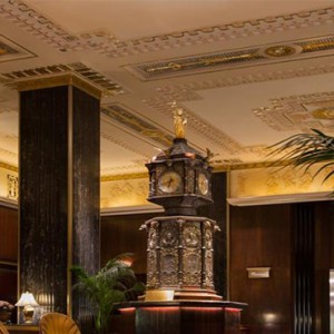 waldorf-astoria-new-york-honeymoon-astoria-clock