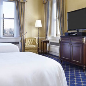 waldorf-astoria-new-york-honeymoon-historic-suite-twin-bedroom