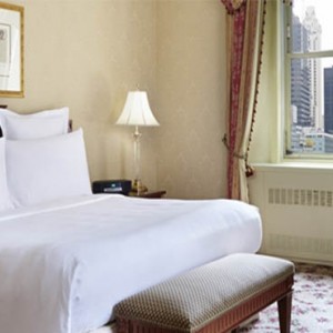 waldorf-astoria-new-york-honeymoon-one-bedroom-suite-king-size