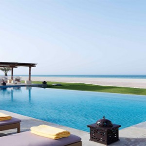 abu-dhabi-anantara-desert-hotel-and-spa-abu-dhabi-pool-with-a-view