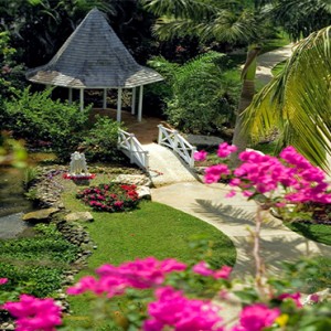 sandals-negril-jamaica-holiday-garden-gazebo