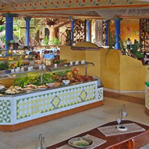 la-ceiba-paradisus-rio-de-oro-resort-spa-cuba-honeymoon