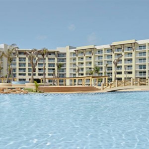 melia-marina-varadero-cuba-honeymoon-packages-pool