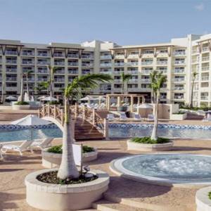 melia-marina-varadero-cuba-honeymoon-packages-pool1