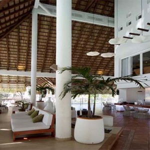 royalton-hicacos-resort-and-spa-cuba-honeymoon-packages-lobby
