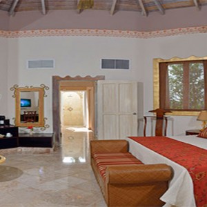 luxury-junior-suite-royal-service-paradisus-rio-de-oro-resort-spa-cuba-honeymoon