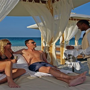 paradisus-princesa-del-mar-cuba-honeymoons-butler-service-on-beach