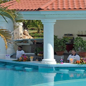 paradisus-princesa-del-mar-cuba-honeymoons-pool-bar