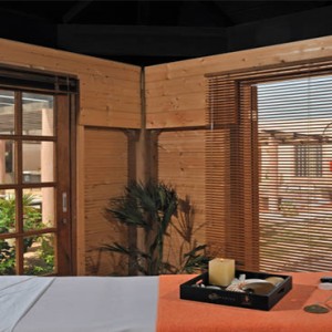 spa-massage1-melia-buenavista-cuba-honeymoon-packages