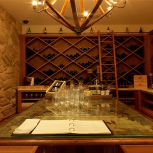 emirates-one-only-wolgan-valley-australia-honeymoon-packages-wine-cellar