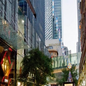 holiday-inn-darling-harbour-australia-honeymoon-packages-pitts-street-mall-shopping