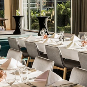 parkroyal-darling-harbour-australia-honeymoon-packages-barkers-restaurant