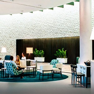 parkroyal-darling-harbour-australia-honeymoon-packages-lobby