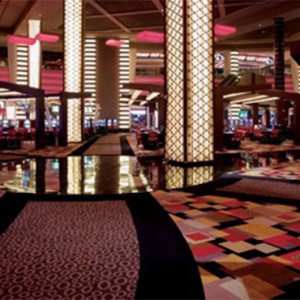 planet-hollywood-las-vegas-honeymoon-packages-casino