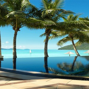 Beach Club Hamilton Islands - Australia Honeymoon Packages - Beach club pool