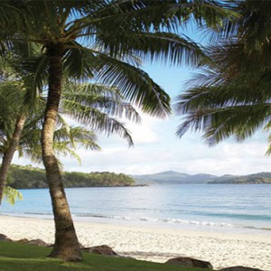 Beach Club Hamilton Islands - Australia Honeymoon Packages - Catseye beach