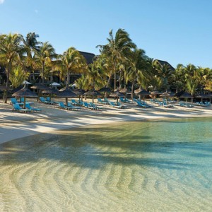 Beach - Royal Palm Beachcomber - Luxury Mauritius Holiday packages