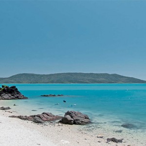 Daydream Island Resort & Spa - Australia Honeymoon Packages - beach