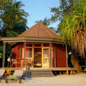 Komandoo Island Resort - Maldives honeymoon packages - Beach villa exterior