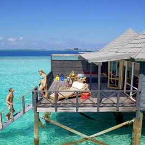 Komandoo Island Resort - Maldives honeymoon packages - jacuzzi water villa exterior