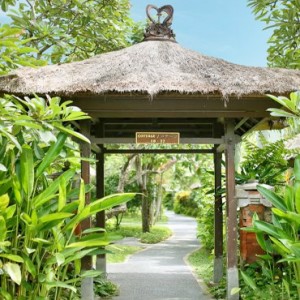 Legion Beach hotel - Bali Honeymoon Packages - The Balinese gate