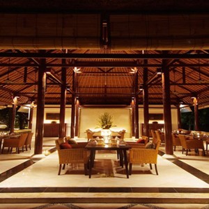 Spa Village Resort Tembok - Bali Honeymoon Packages - Wantilan restaurant