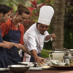 The Ubud Village Resort & Spa - Bali Honeymoon Packages - Cooking lesson