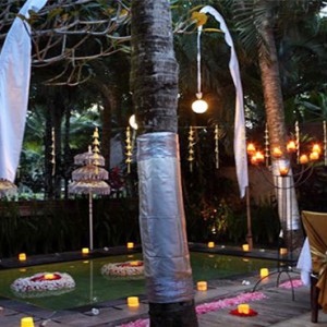 The Ubud Village Resort & Spa - Bali Honeymoon Packages - Romantic dining