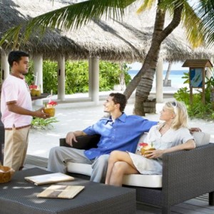 Veligandu Island Resort & Spa - Maldives Honeymoon Packages - Reception