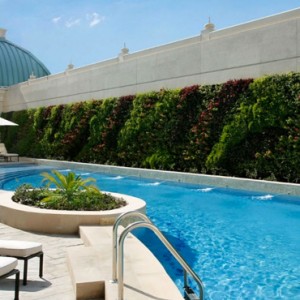 rooftop pool - St Regis Dubai - luxury dubai honeymoon packages
