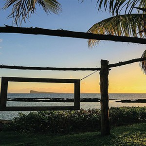 Canonnier Beachcomber Golf Resort and Spa - Mauritius Luxury Honeymoon Packages - Sunset1