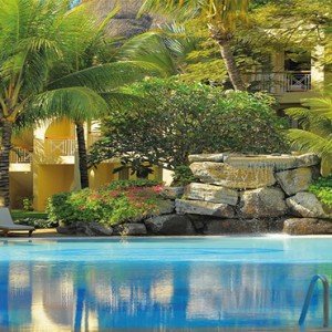 Canonnier Beachcomber Golf Resort and Spa - Mauritius Luxury Honeymoon Packages - pool1