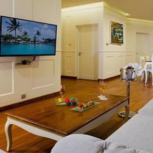 Centara Ceysands Resorts & Spa - Sri Lanka Honeymoon packages - Royal suite lounge