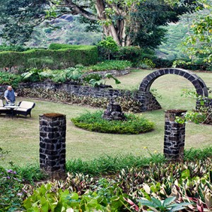 Ceylon Tea Trails - Sri Lanka Honeymoon Packages - Tientsin garden